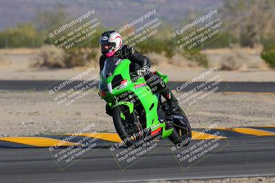 media/Nov-05-2022-SoCal Trackdays (Sat) [[f8d9b725ab]]/Turn 5 (940am)/